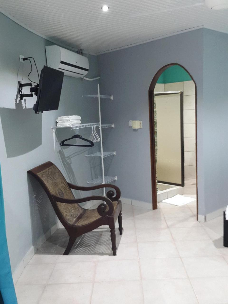 Hotel Colibri Manuel Antonio Exterior photo